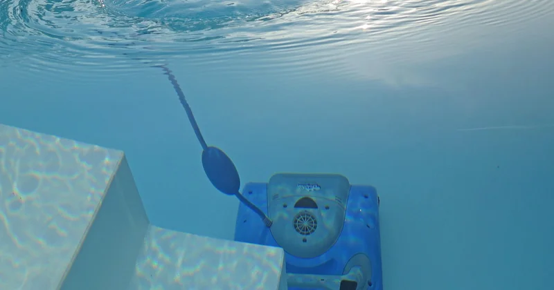 Faut-il un robot pour une piscine hors sol ?