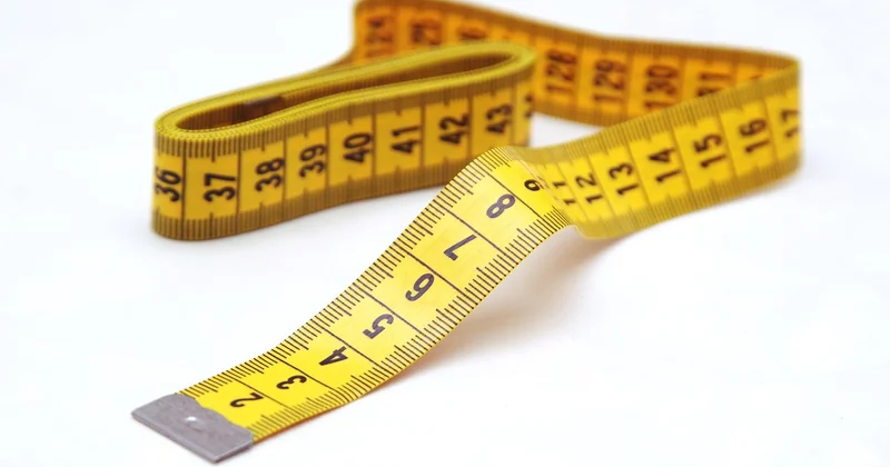 Mesurer et découper : la précision qui fait la différence
