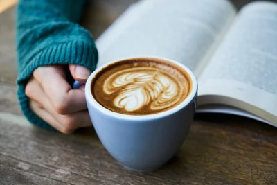 café