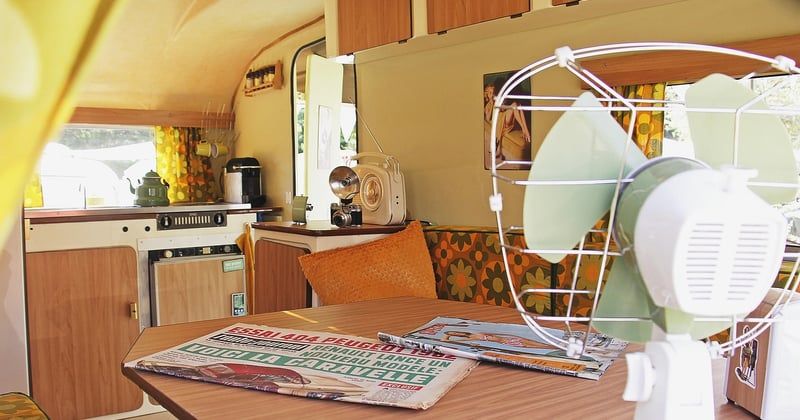 Refaire la banquette de sa caravane en 2026 : astuces et conseils pratiques