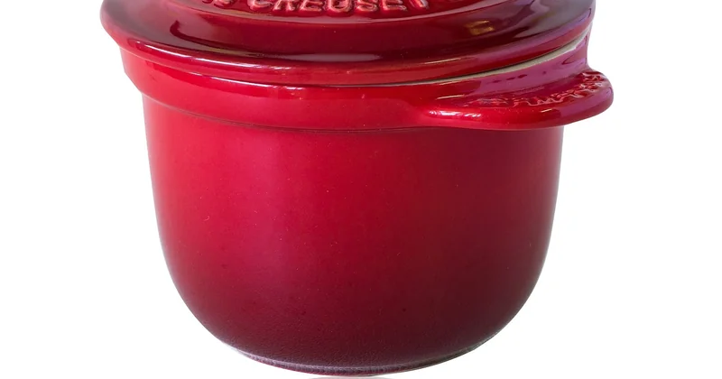 Le couvercle Staub : le secret des picots